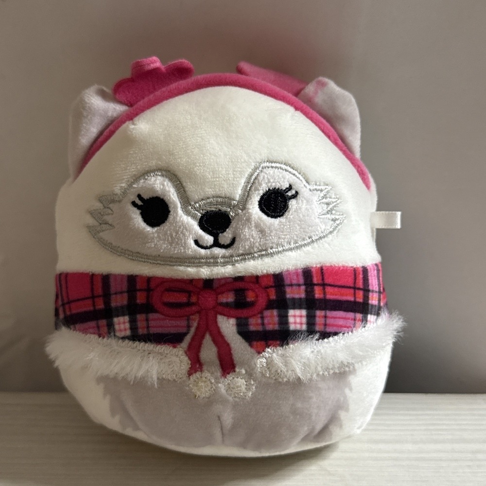 Squishmallow Gracelynn Arctic Fox 4.5" Plush Christmas Holiday EUC